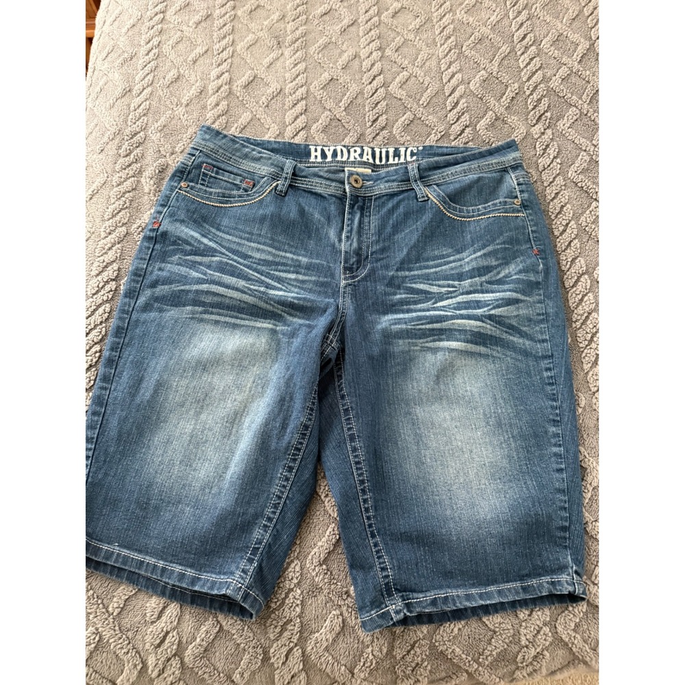 Hydraulic Womens 16W Denim Bermuda Shorts Medium Wash Whiskered Embellished Y2K - Picture 10 of 10